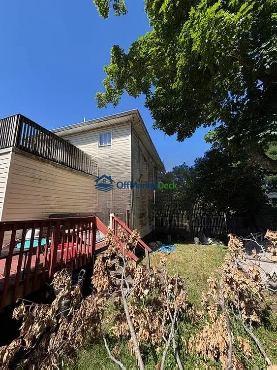 Off-market house in Neptune City, New Jersey — 3 beds, 1 bath, $330,000 — photo 4 of 8