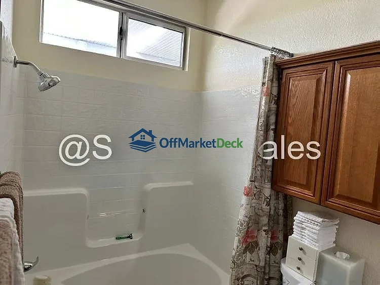 Off-market house in Folsom, California — 3 beds, 2 baths, $475,000 — photo 6 of 8
