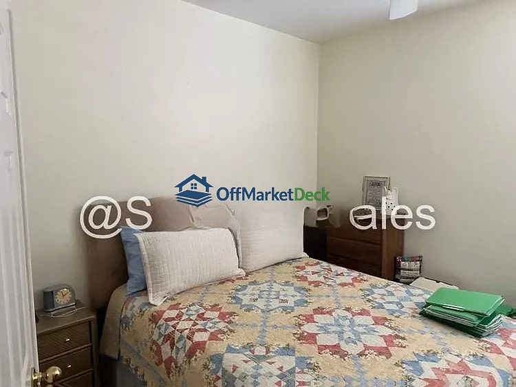 Off-market house in Folsom, California — 3 beds, 2 baths, $475,000 — photo 8 of 8