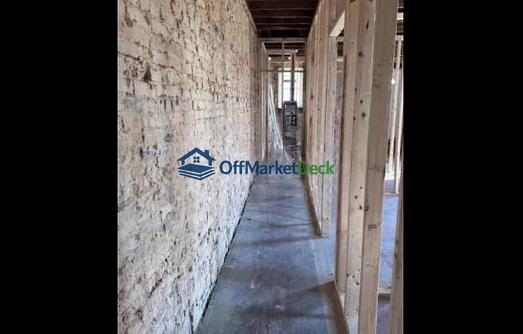 Off-market house in Baltimore, Maryland — 5 beds, 3 baths, $95,000 — photo 7 of 8
