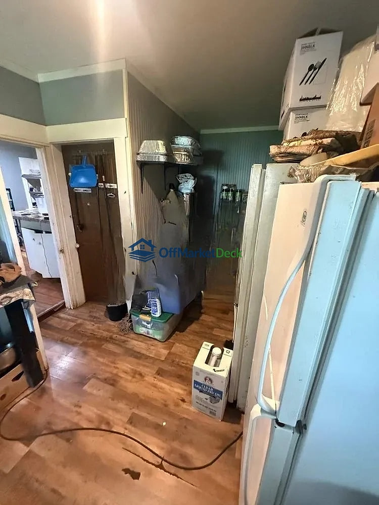 Off-market house in Springfield, Ohio — 4 beds, 2 baths, $70,000 — photo 8 of 8