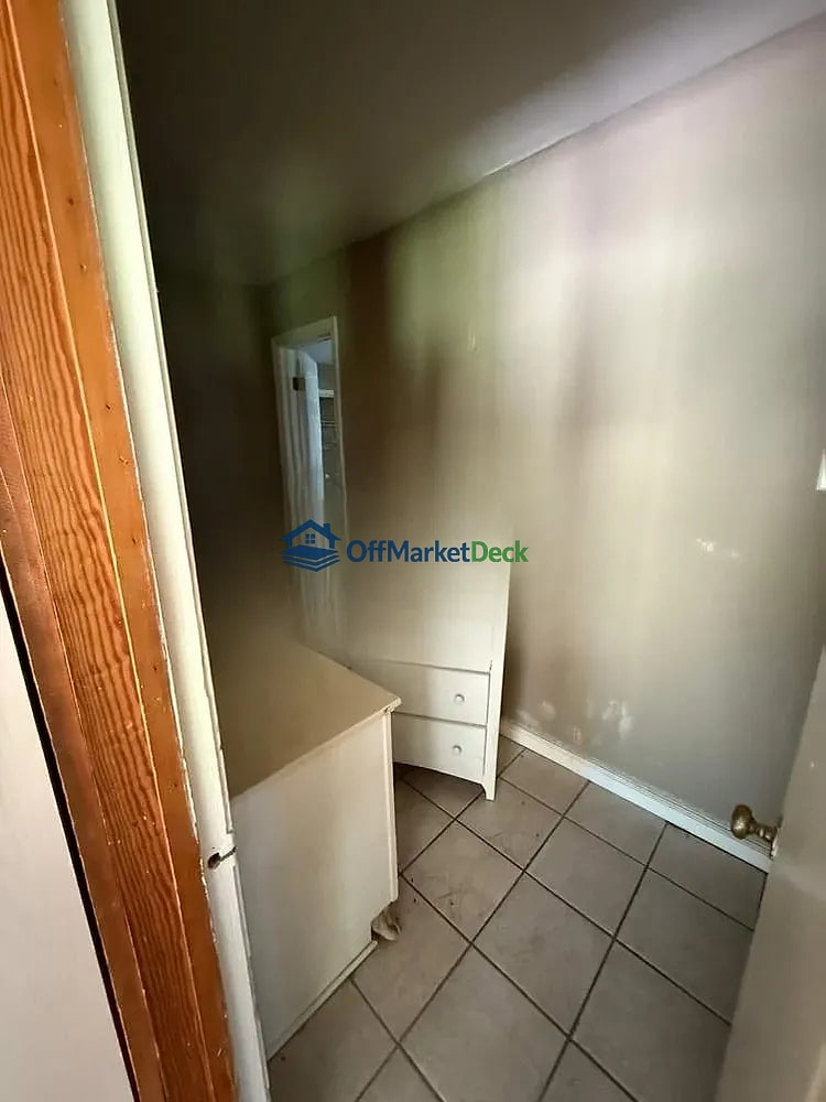Off-market house in Hernando, Mississippi — 2 beds, 2 baths, $164,900 — photo 2 of 8