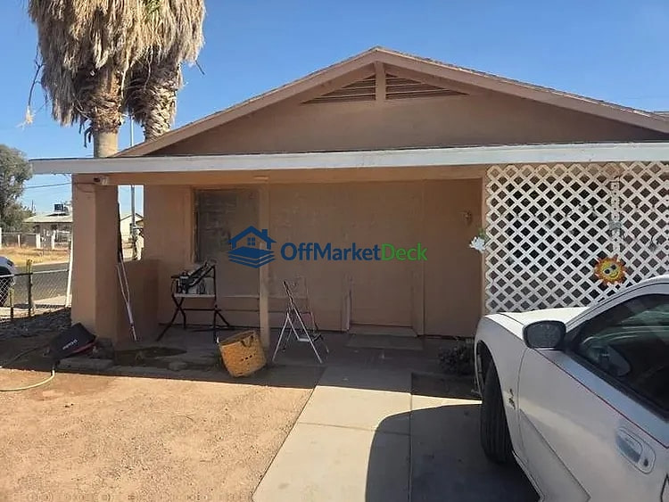 Off-market house in Casa Grande, Arizona — 3 beds, 2 baths, $170,000 — photo 6 of 8