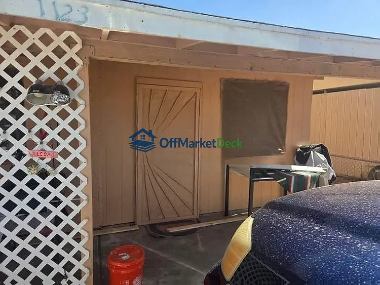 Off-market house in Casa Grande, Arizona — 3 beds, 2 baths, $170,000 — photo 5 of 8