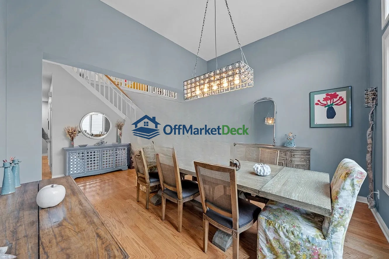 Off-market condo in Aurora, Ohio — 4 beds, 3.5 baths, $770,000 — photo 8 of 8