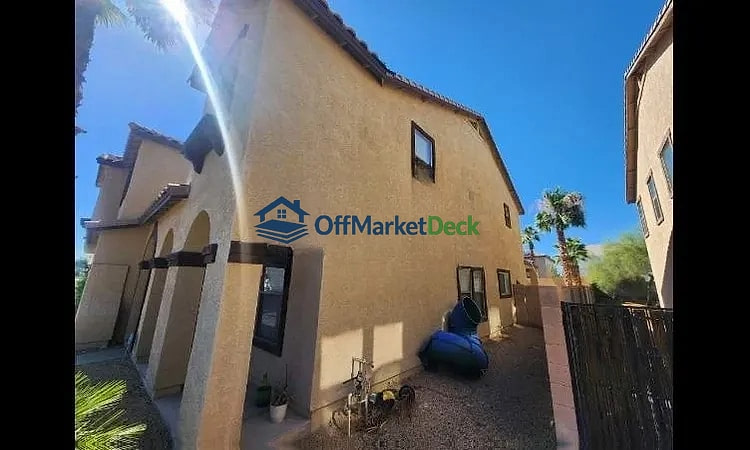 Off-market house in Buckeye, Arizona — 5 beds, 3 baths, $347,000 — photo 3 of 4