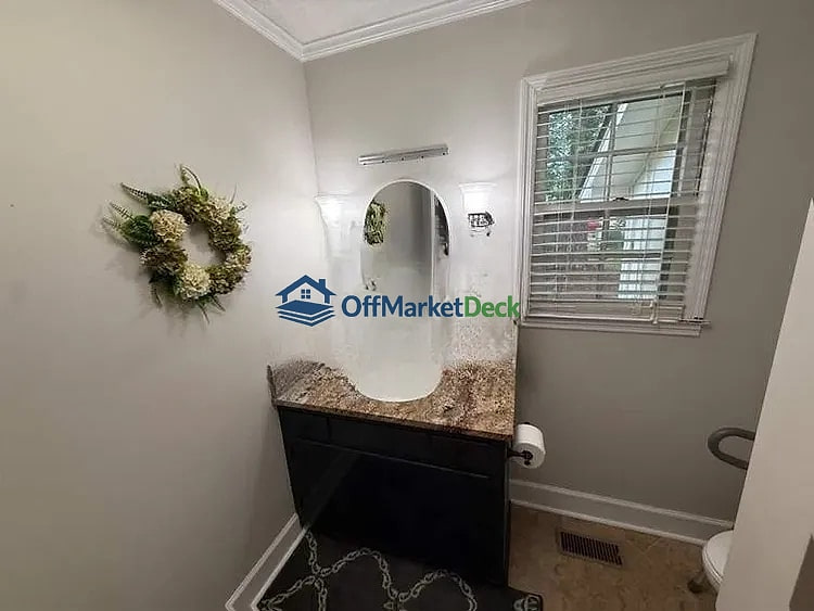 Off-market house in Sylvester, Georgia — 3 beds, 3 baths, $152,000 — photo 8 of 8