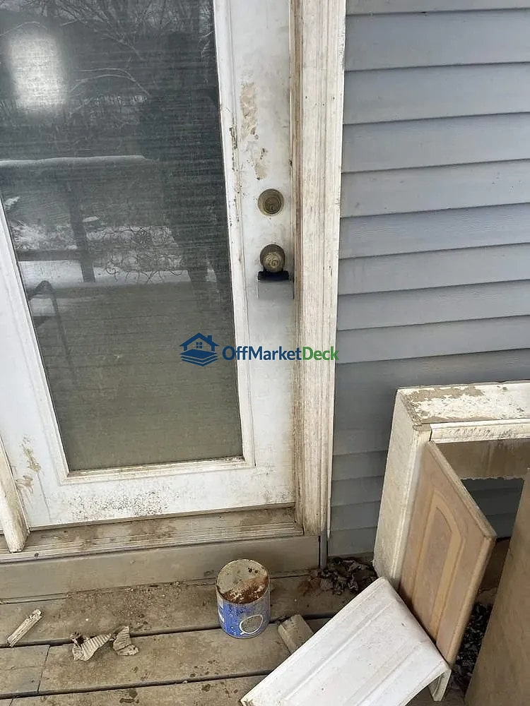 Off-market house in Frankfort, Kentucky — 2 beds, 1 bath, $29,900 — photo 3 of 8