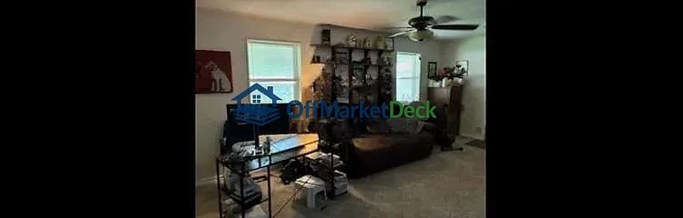 Off-market house in Kemp, Texas — 3 beds, 2 baths, $624,900 — photo 2 of 8