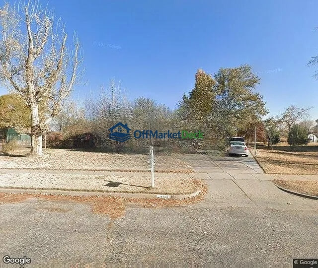 Off-market house in Hooper, Utah — 4 beds, 2 baths, $350,000 — photo 3 of 3