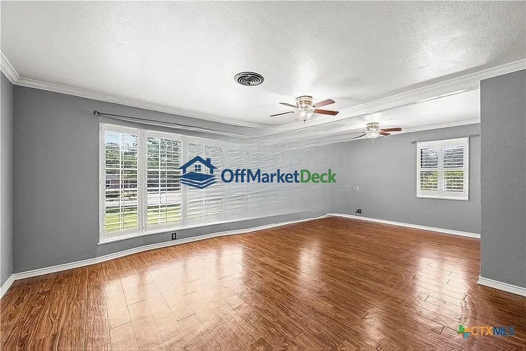 Off-market house in Belton, Texas — 3 beds, 2 baths, $295,000 — photo 8 of 8