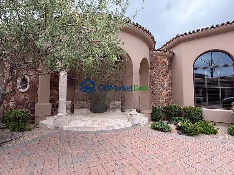 Off-market house in Scottsdale, Arizona — 4 beds, 5 baths, $2,999,990 — photo 5 of 8