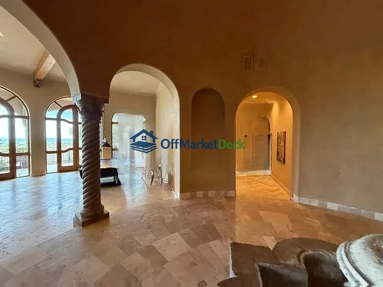 Off-market house in Scottsdale, Arizona — 4 beds, 5 baths, $2,999,990 — photo 8 of 8