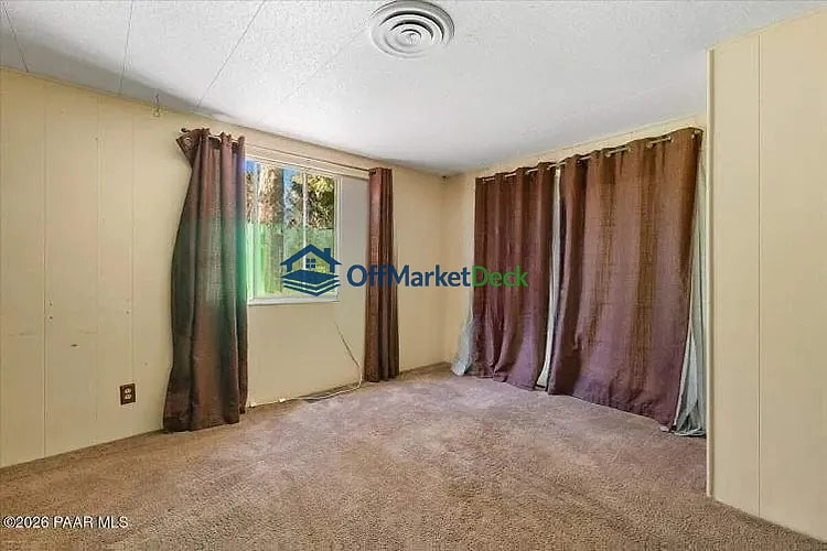Off-market house in Yavapai County, Arizona — 3 beds, 3 baths, $199,990 — photo 2 of 8