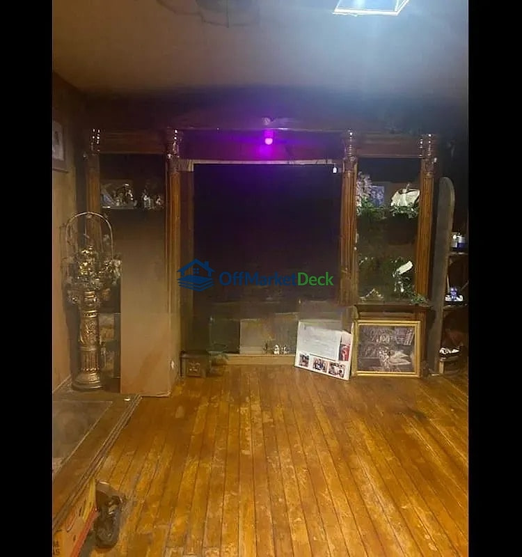 Off-market house in Center, Texas — 3 beds, 2 baths, $50,000 — photo 2 of 8