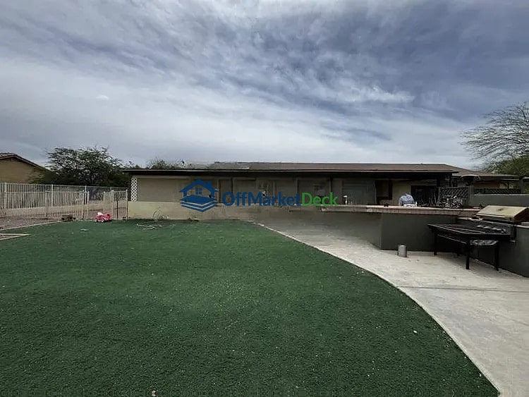 Off-market house in Litchfield Park, Arizona — 4 beds, 2 baths, $439,900 — photo 7 of 7