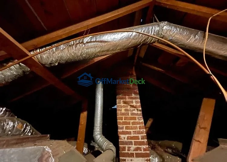Off-market house in Forest Park, Georgia — 3 beds, 1 bath, $98,000 — photo 6 of 8