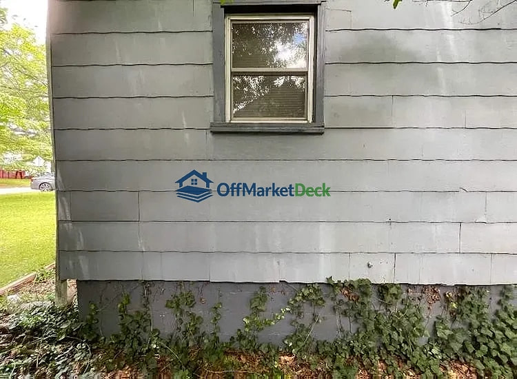 Off-market house in Forest Park, Georgia — 3 beds, 1 bath, $98,000 — photo 4 of 8