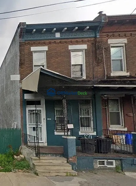 Off-market house in Philadelphia, Pennsylvania — 2 beds, 1 bath, $80,000 — photo 2 of 5