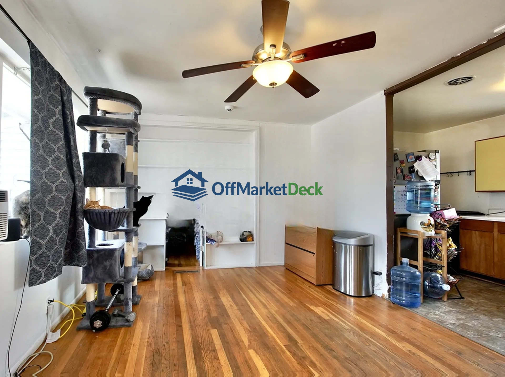 Off-market house in Casper, Wyoming — 3 beds, 1 bath, $217,000 — photo 6 of 8
