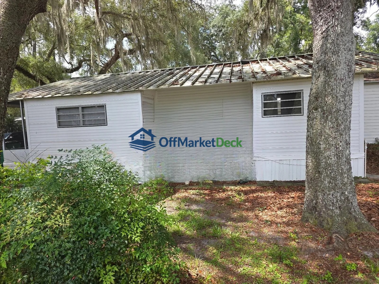 Off-market house in Zephyrhills, Florida — 1 bed, 1 bath, $12,000 — photo 7 of 8